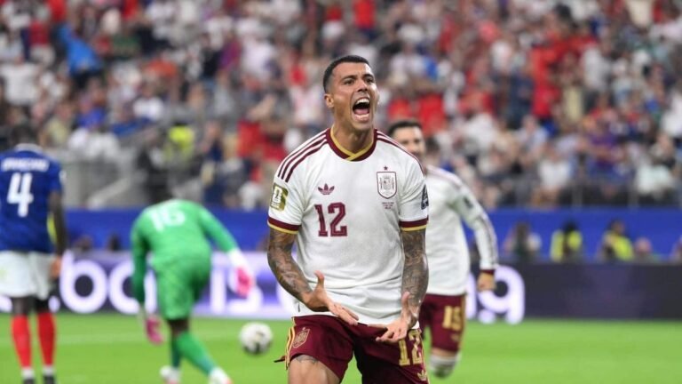 Espanha neutraliza ataque francês e avança à final da Copa
