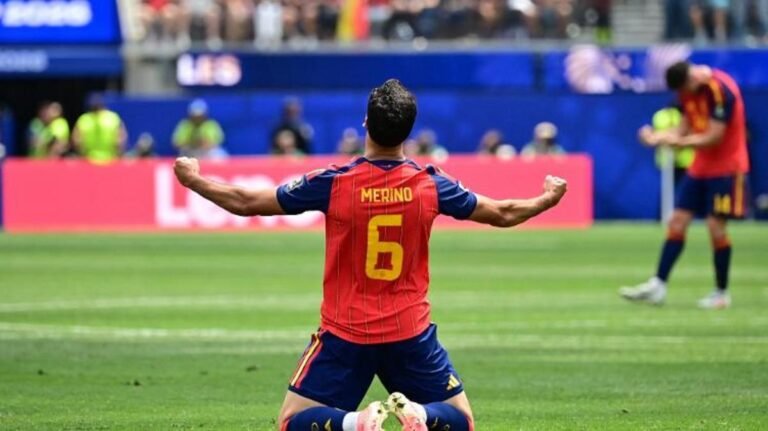 Espanha vence Bélgica nos acréscimos e encara França na semifinal da Copa