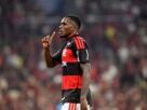Evertton Araújo detalha evolução com Jardim e mantém foco no Flamengo