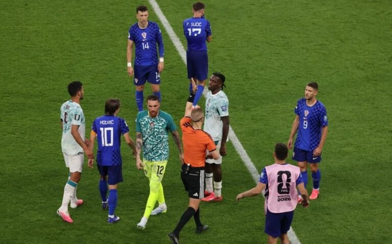 Fifa explica uso de chip na bola para anular gol polêmico de Portugal e Croácia