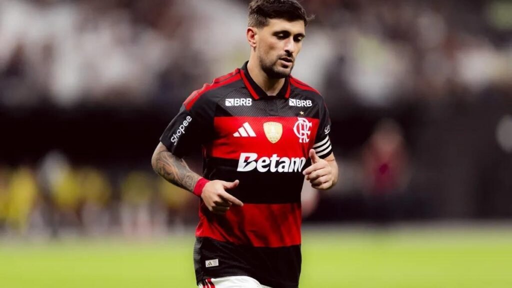 Find out why Arrascaeta is out for Flamengo against River Plate in the Algarve Trophy