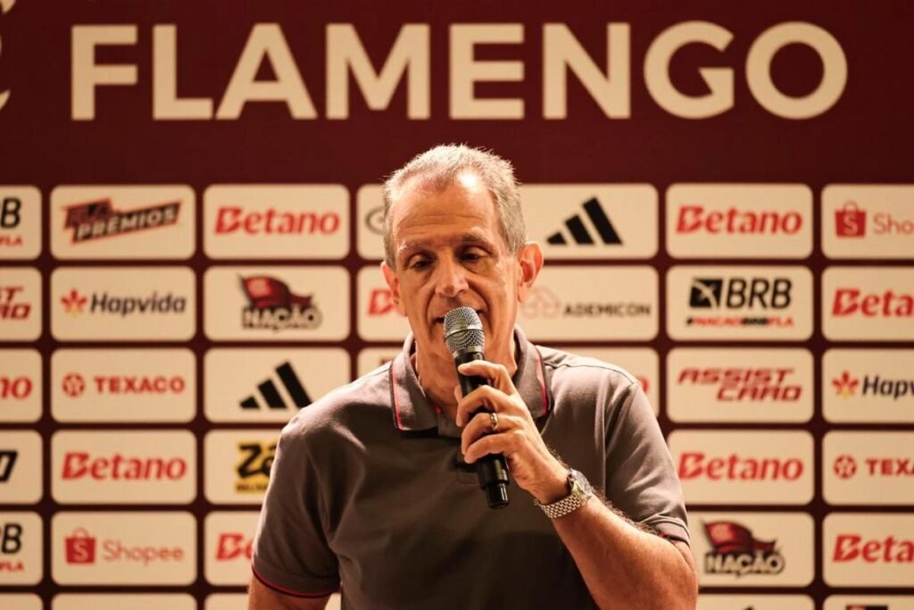 Flamengo: Bap despista sobre Almada e diz que anúncio virá do futebol