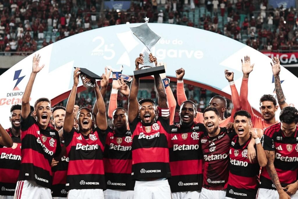 Flamengo bate Benfica em Portugal e levanta Troféu do Algarve
