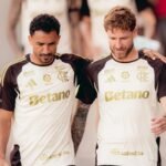Carrascal reports back, and Flamengo has all World Cup call-ups available to resume the Brasileiro — Photo: Gilvan de Souza