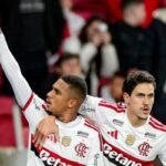 Flamengo players on the pitch during the match against Internacional. Credit: Reproduction / Flamengo FC