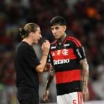 Pulgar na mira do Monaco; multa rescisória de volante do Flamengo é de 4 milhões de euros