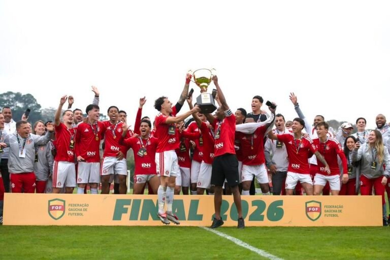 Inter é bicampeão gaúcho sub-20 após vitória nos pênaltis contra o Juventude