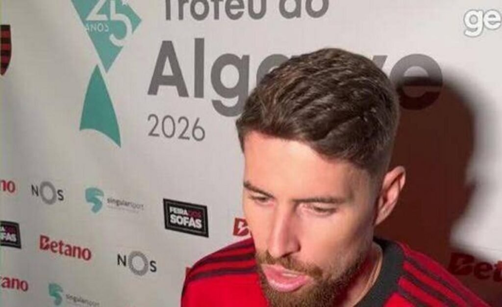 Jorginho: o líder "chato" do Flamengo que orienta jovens pelo futuro