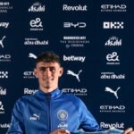 Líder em títulos, Foden renova com Manchester City até 2030