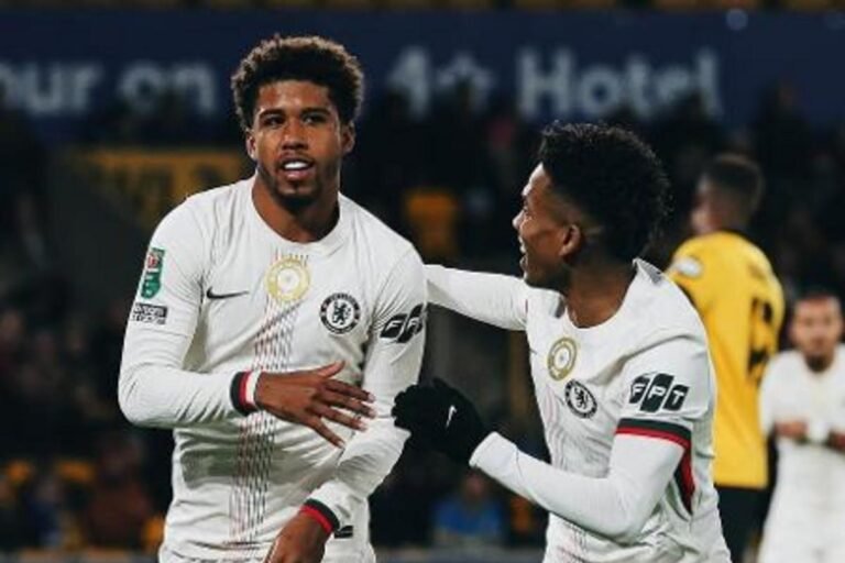 Manchester United acerta Andrey Santos para substituir Casemiro por R$ 344 milhões