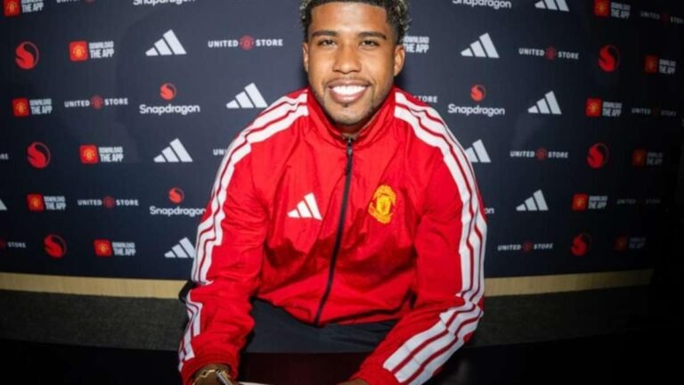 Manchester United contrata volante Andrey Santos por 56 milhões de euros