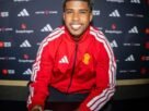 Brazilian Andrey Santos was announced as Manchester United's new signing. Photo credit: Reproduction/@ManUtd via X / Estadão