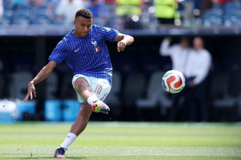 Mbappé is the youngest player to reach 20 World Cup games — Photo: Kevin C. Cox/Getty Images/AFP
