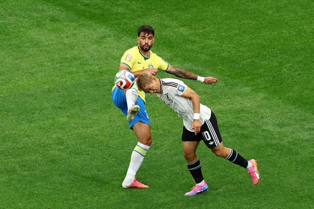 Paquetá antecipa volta ao Flamengo após Copa para tratar lesão