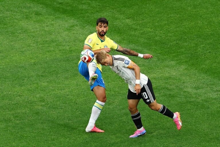 Paquetá antecipa volta ao Flamengo após Copa para tratar lesão