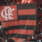 Porto tenta lateral da base, mas Flamengo recusa oferta milionária