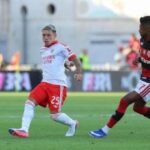 Prestianni's post after the match against Flamengo – Photo: Reproduction/Social Media / Jogada10