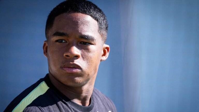 Real Madrid anuncia Carlos Espí; Endrick ganha novo concorrente