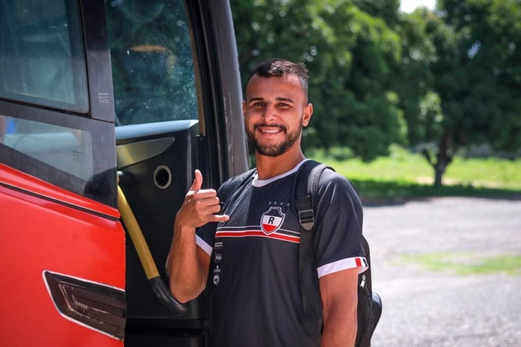 River-PI contrata Iago Felipe, campeão estadual em 2023, para Série B