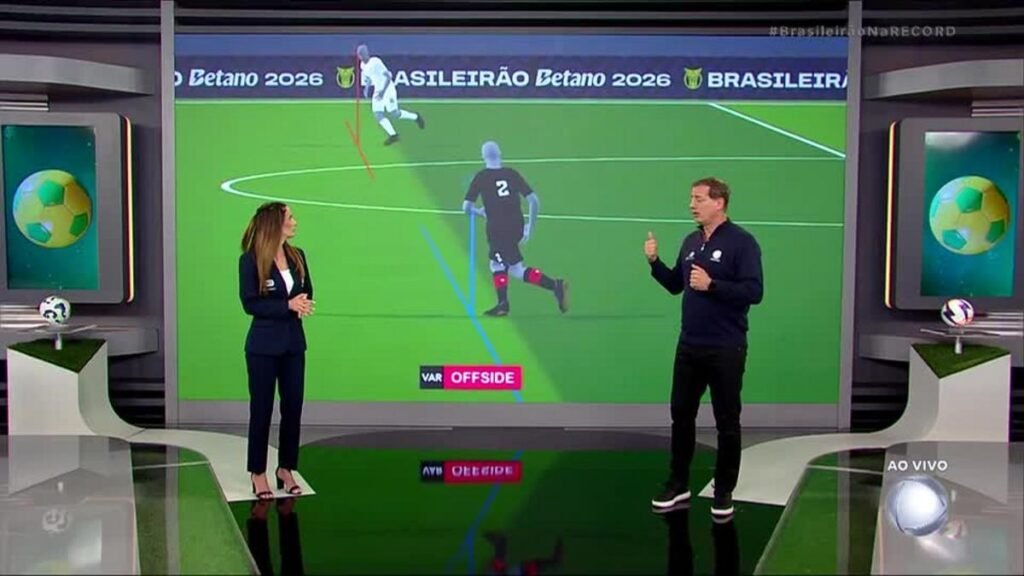 Sálvio Spínola detalha funcionamento do impedimento semiautomático na estreia no Brasileirão