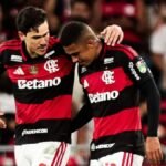 Samuel Lino celebra um ano de Flamengo com protagonismo inesperado
