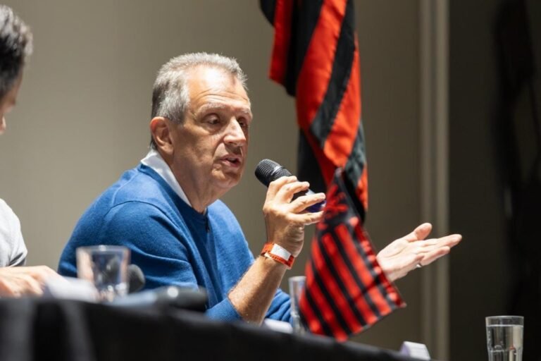 Bap, Flamengo's president, during a Deliberative Council meeting — Photo: Mariana Sá/CRF