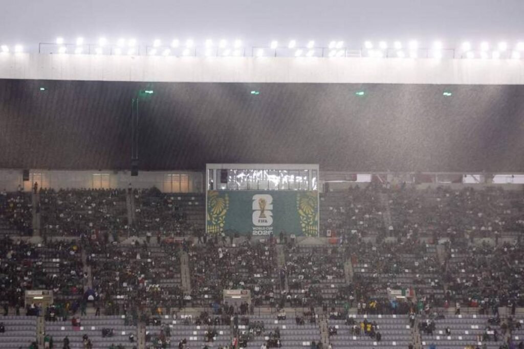 Tempestade adia início de México e Equador pela Copa do Mundo no Azteca