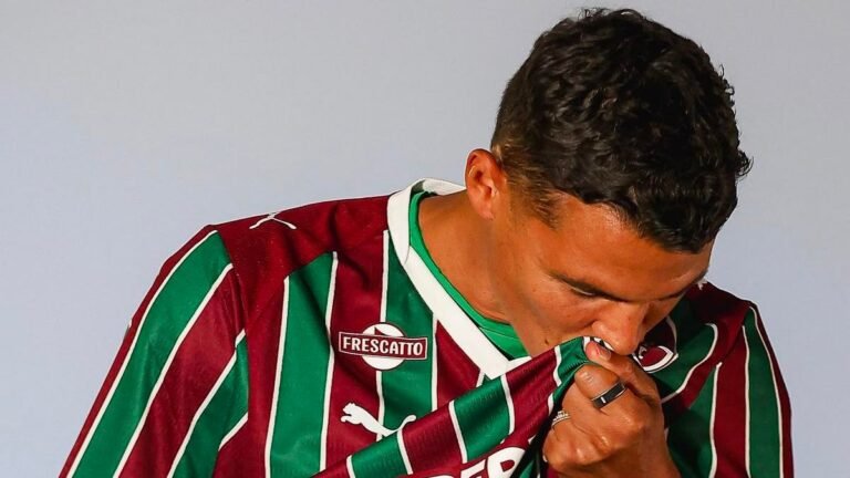 Thiago Silva for Fluminense — Photo: Lucas Merçon/FFC