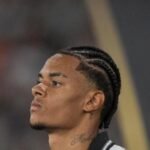Newton, from Botafogo, during a match against Nacional Potosí, at Engenhão, for the Libertadores. Credit: Thiago Ribeiro/AGIF