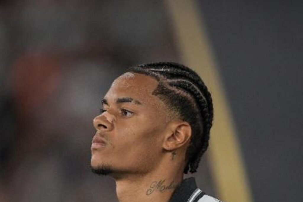 Troca entre São Paulo e Botafogo trava e clube busca compra definitiva de Newton