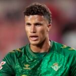 Vasco pressiona Betis por Deossa e mira contratação de Sosa