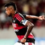 Bruno Henrique vira dúvida no Flamengo para volta contra Cruzeiro na Libertadores