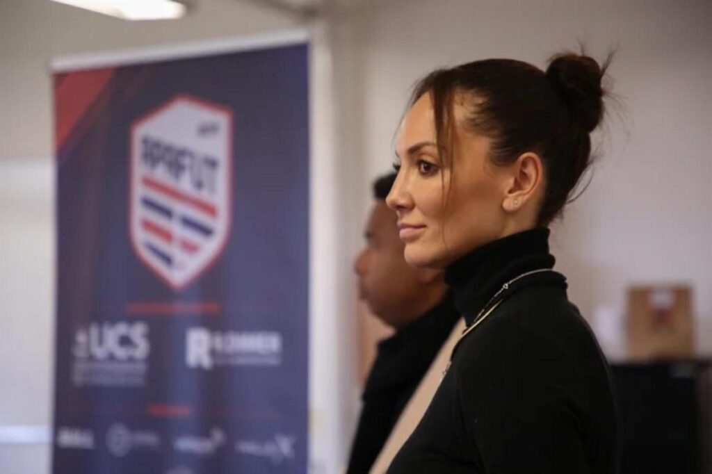 CEO da Apafut, Hellen Telles celebra a construção de história própria no futebol