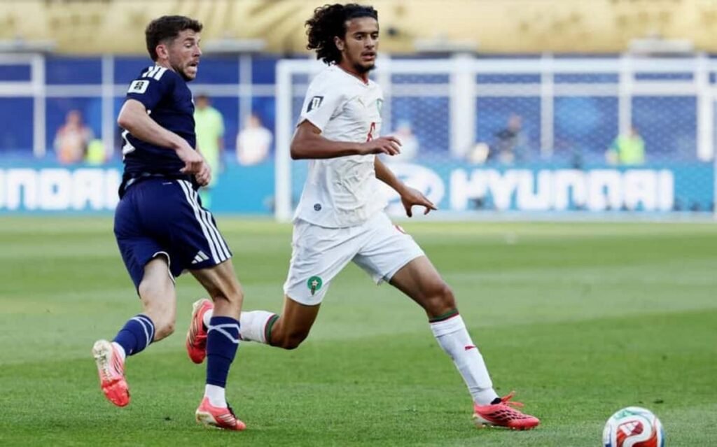 City contrata joia marroquina para substituir Rodri