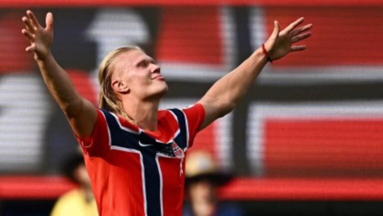 Erling Haaland recebe quatro certificados do Guinness por recordes históricos no futebol