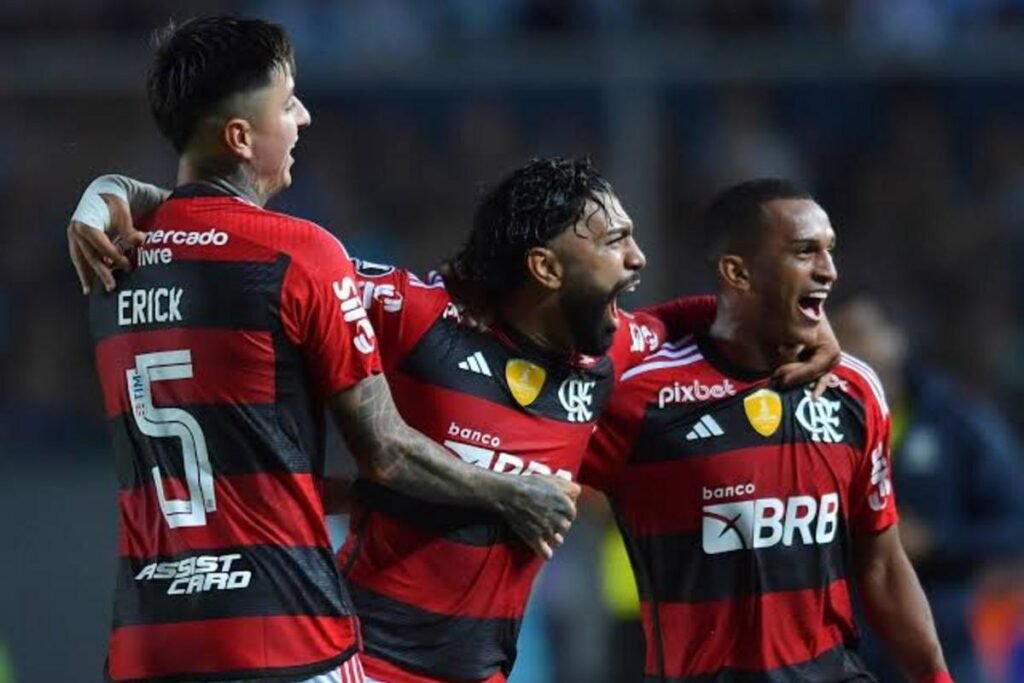 Flamengo completa preparação para duelo decisivo contra Cruzeiro pela Libertadores