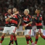 Pulgar celebrates Flamengo's goal against Vitória — Photo: André Durão