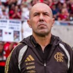Flamengo terá Paquetá e Plata de volta contra Vitória; Ortiz pode ser titular