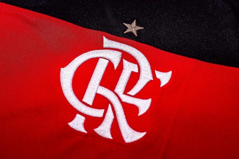 Flamengo transfere volante Rayan Lucas para o Alverca e mantém 50% dos direitos