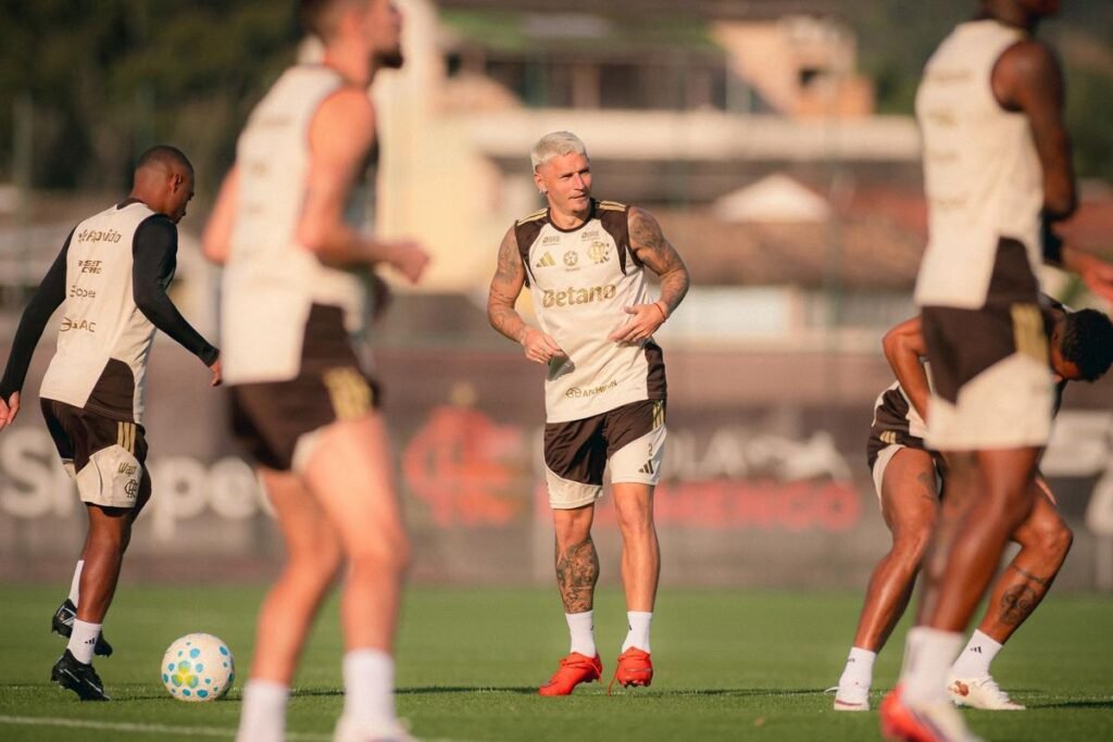Flamengo x Vitória: tudo sobre o confronto, com novidades na escalação e retrospecto favorável