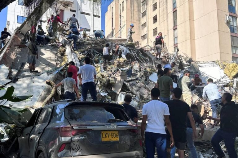 Forte terremoto adia rodada do futebol na Colômbia e deixa 81 mortos