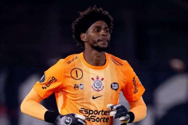 Hugo Souza para Di María e garante empate do Corinthians contra o Rosario Central