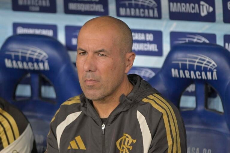 Jardim rebate críticos citando Filipe Luís e projeta Flamengo na Libertadores