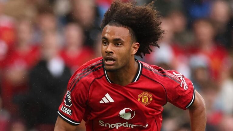 Juventus avança por empréstimo de Zirkzee após aval do Manchester United
