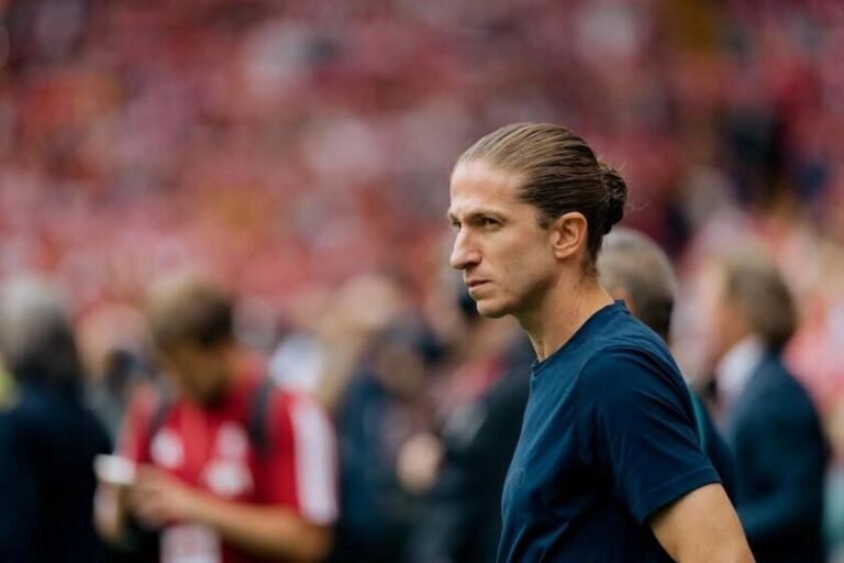 Monaco de Filipe Luís encerra pré-temporada com derrota para time de Frank Lampard
