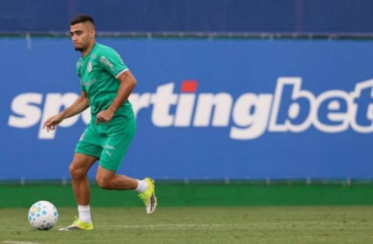 Lucas Evangelista could take Andreas Pereira's spot in the Palmeiras lineup – Photo: Cesar Greco/Palmeiras / Jogada10