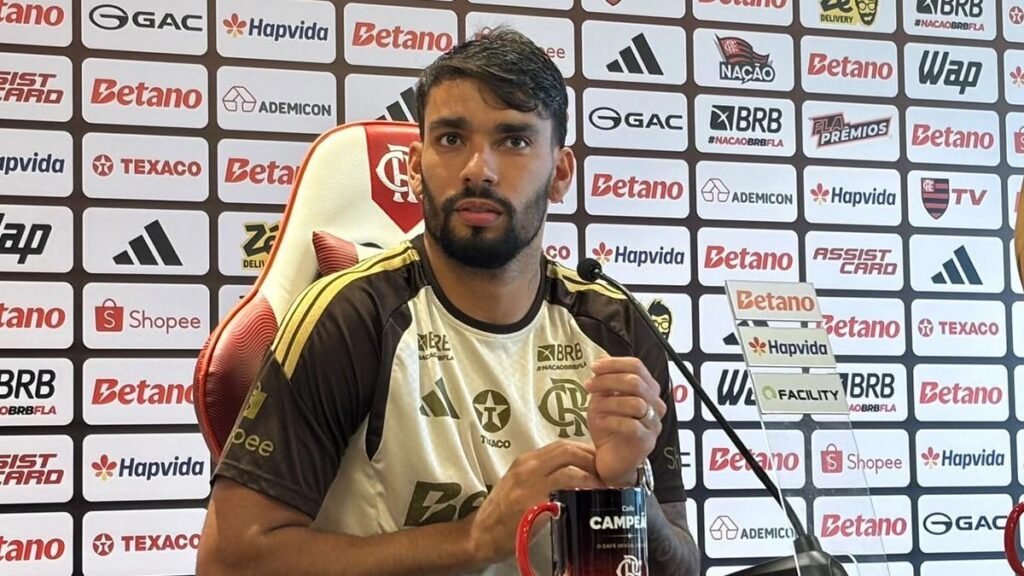 Paquetá fala sobre revanche contra Cruzeiro e reencontro com Gerson no Flamengo