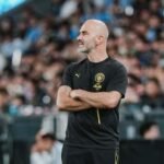 Enzo Maresca observes a Manchester City preseason friendly from the technical area. Photo: Disclosure