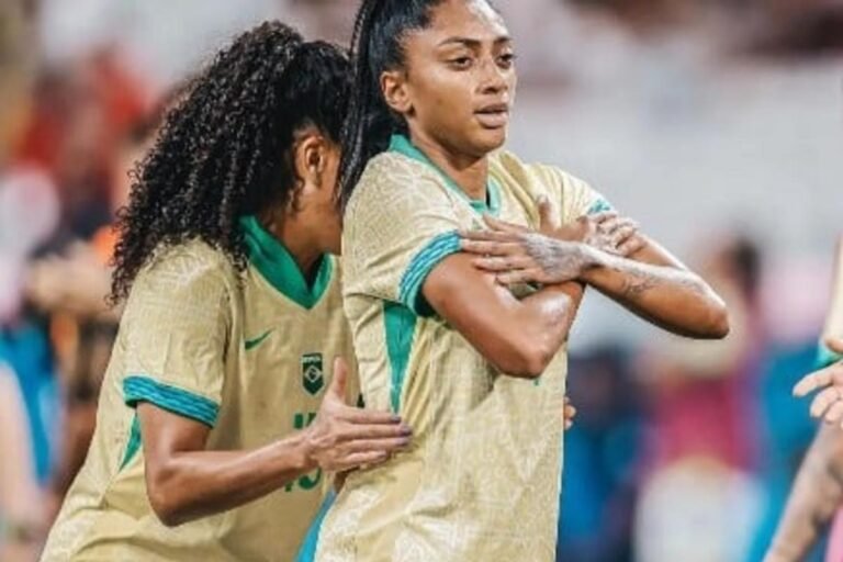 Recorde de Kerolin no Barça eleva em 170% valor de brasileiras no futebol feminino
