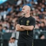 Recorde na Premier League: nove clubes trocam técnicos antes da temporada